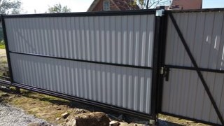 Купить сваи для ворот в Новоуральск. Заказать ворота на сваях под ключ от 21708 руб
